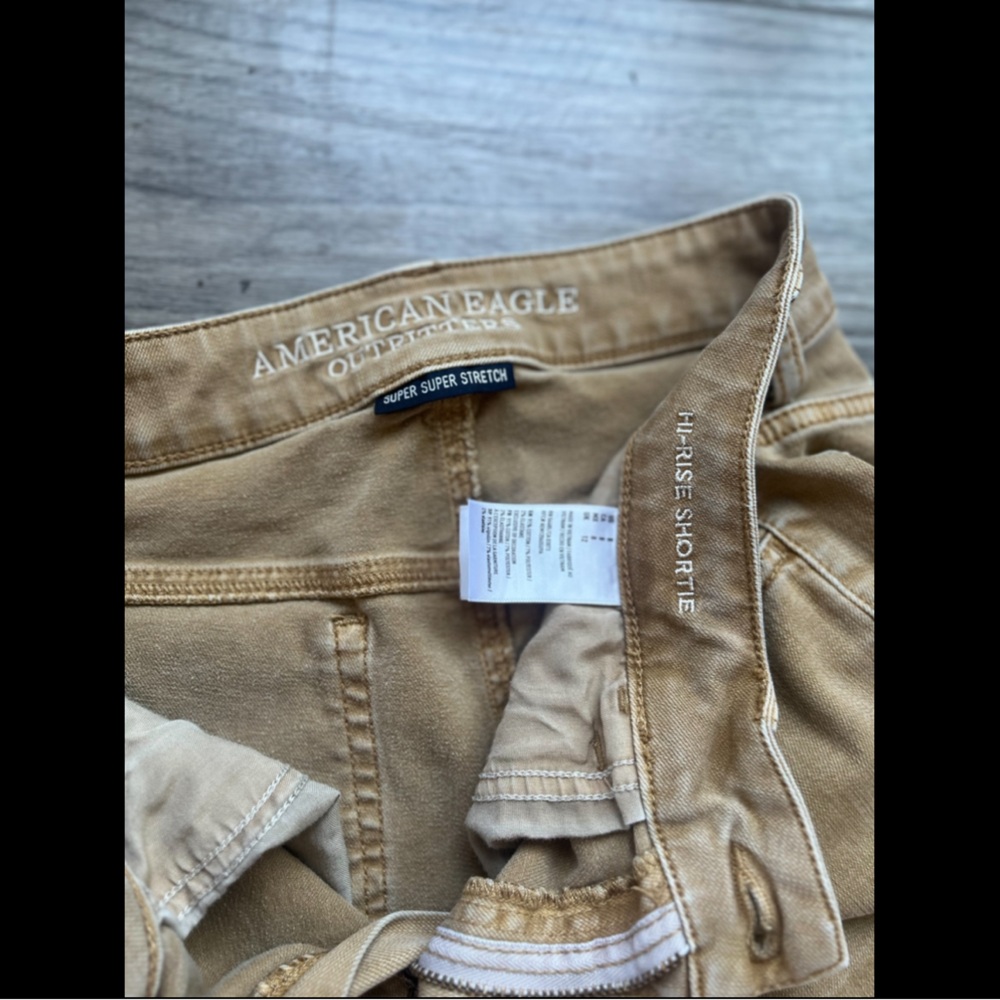 American Eagle Outfitters Gold Jean Shorts - Picture 4 of 5